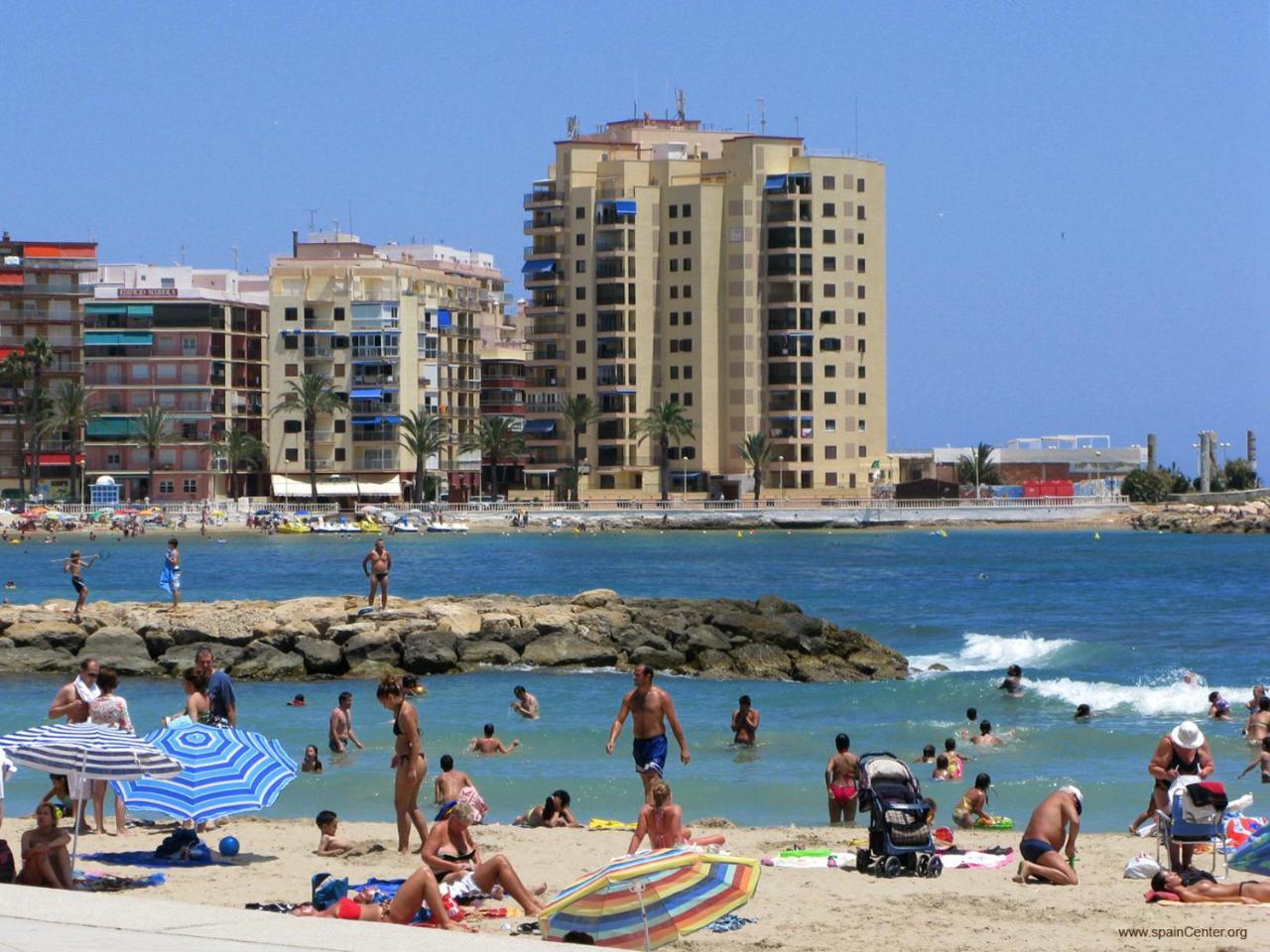 Homely Apartments Arcos Del Mediterraneo Torrevieja Exterior foto